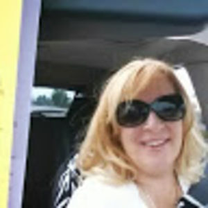 Meet your Posher, Tonya